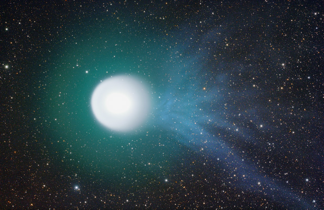 Xavi_Bros's tweet photo. Comet Holmes (17P) was a naked eye comet in 2007 that experienced the largest massive outburst seen in a comet.
M.Gritsevich et al modeled its dust trail and predict its trail will be visible in 2022 by median telescopes: https://t.co/sRa44oU1tz
Image: Iván Éder Wikipedia (2007) https://t.co/EfxyaDwtDr