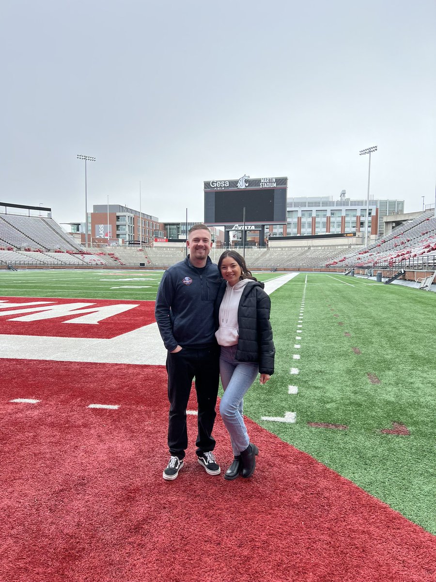 CoachRay_UK's tweet photo. New Chapter ! #GoCougs https://t.co/MmXBR2gHf5