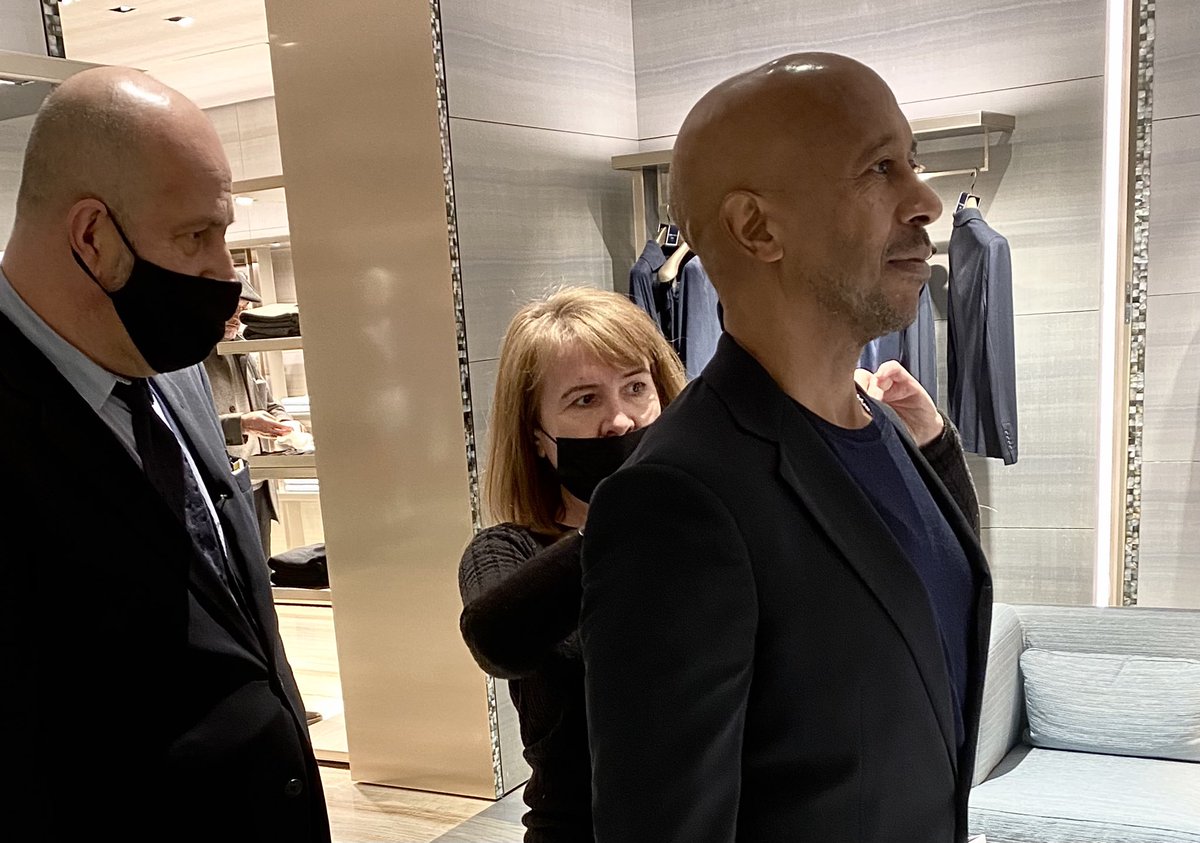 WayneLeal's tweet photo. Armani’s tailoring service is excellent, especially their attention to detail to see you elegantly stitched up. https://t.co/1VrHsKf1qj