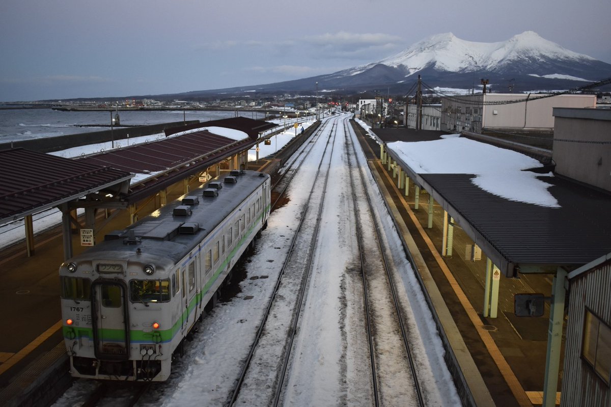 iskrpt40's tweet photo. 分かってはいたけどとうとう1700も駆逐開始ですか
1767はこの前乗ったばかりだったんだがなあ https://t.co/E1kqKcKwFT