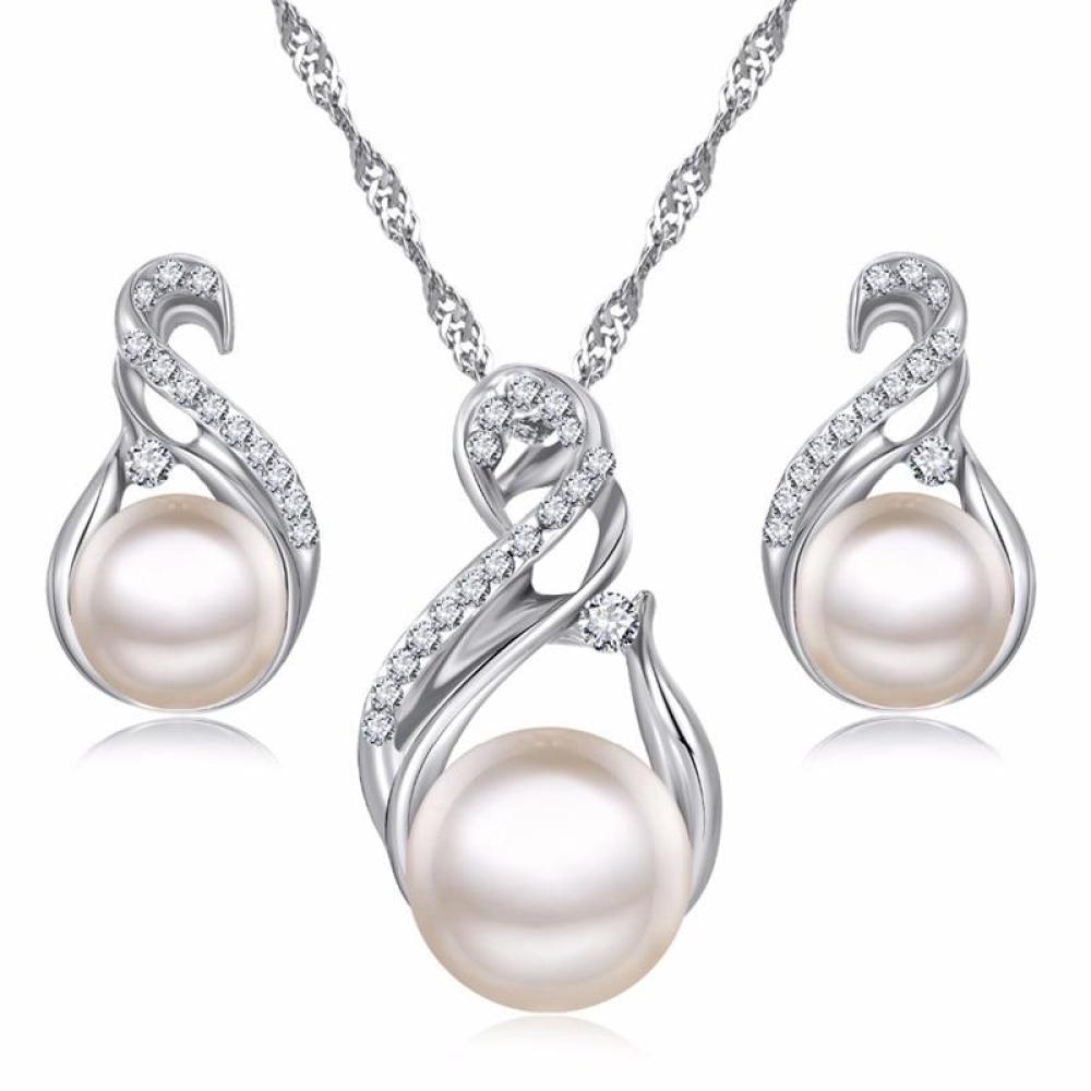 HyphenateStore's tweet photo. #jewellery #accessories Women's Pearl Drop Earrings and Necklace Set https://t.co/gtphKtWuLW https://t.co/qqzTDzhL6m