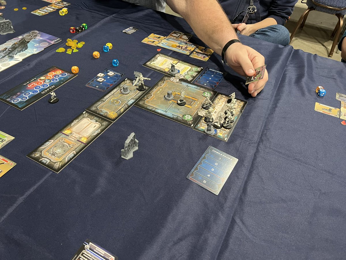 Acon_Infinity's tweet image. Defiance at AdeptiCon!
#Adepticon #InfinityTheGame #Defiance