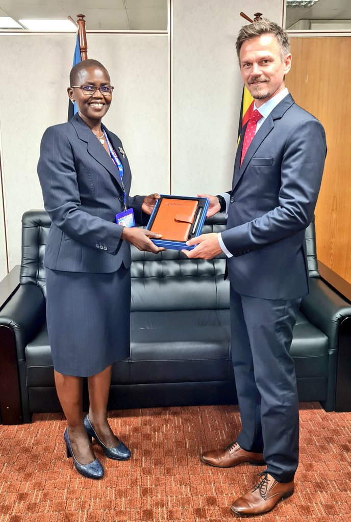 TJKruger_NY's tweet photo. #Uganda: A pleasure to call on DPP Judge Jane Frances Abodo this morning at @ODPPUGANDA to discuss how @UNODC can support Uganda to ratify the Protocols against #TraffickinginPersons and #SmugglingofMigrants, supplementing the @UN Convention against Transnational Organized Crime. https://t.co/iXVGSnQmIr