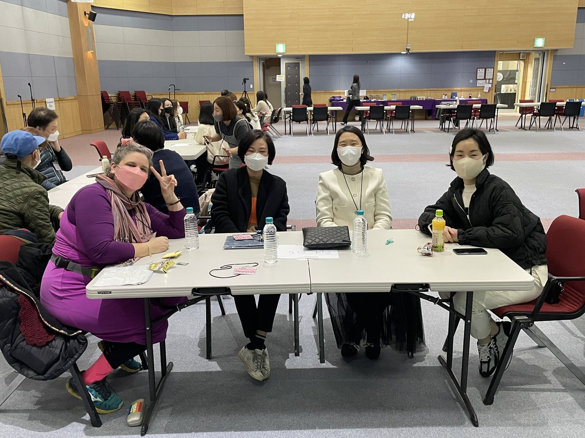 First in-person PTA event since the pandemic invaded our lives. We applaud our parents’ commitment and dedication. Our room mom and dad representatives are welcoming 2021-2022 new parents on-site &amp; continuing to expand their virtual ties. #YOUKnighted #ibworldschool #gsisknight