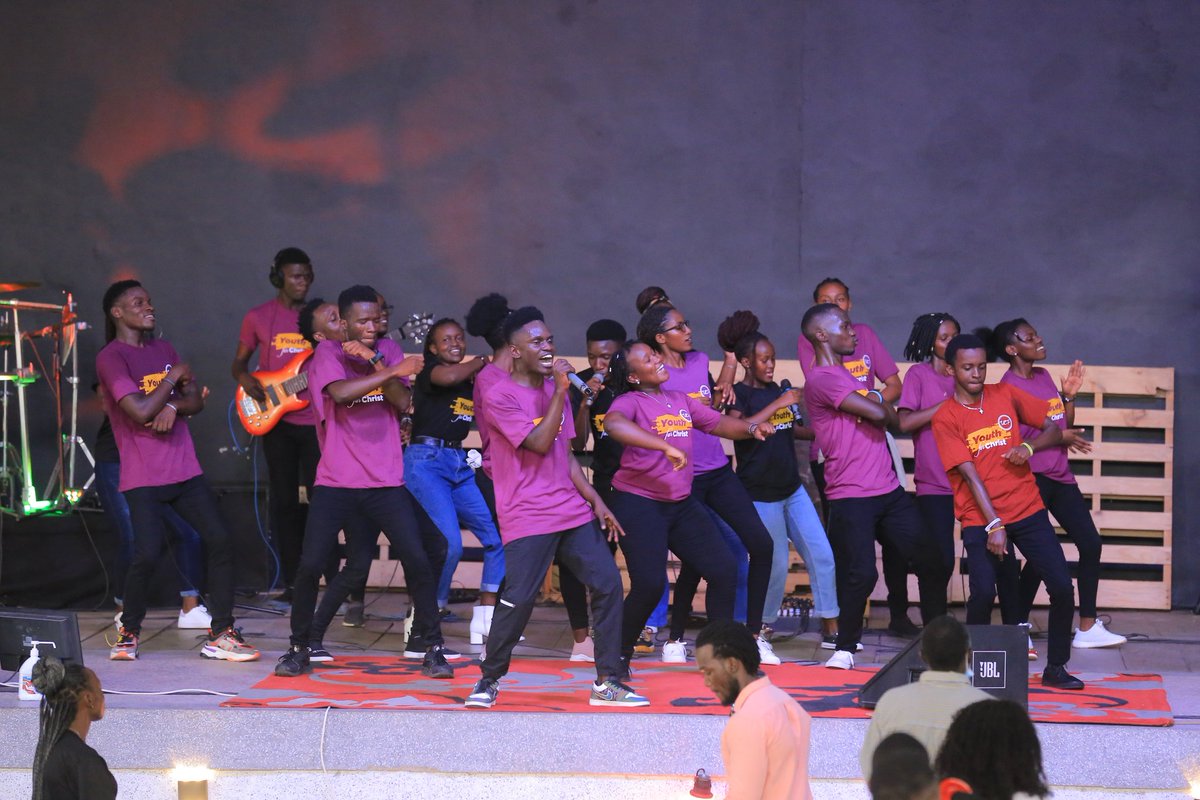 ucf_kampala's tweet photo. #Youth_Sunday_bytes
_Remember this dance moves?!
Mheen...
#Passion_Nite_2022
#15th_April_2022
#Friends_For_LIFE https://t.co/pCDg6Iitrc