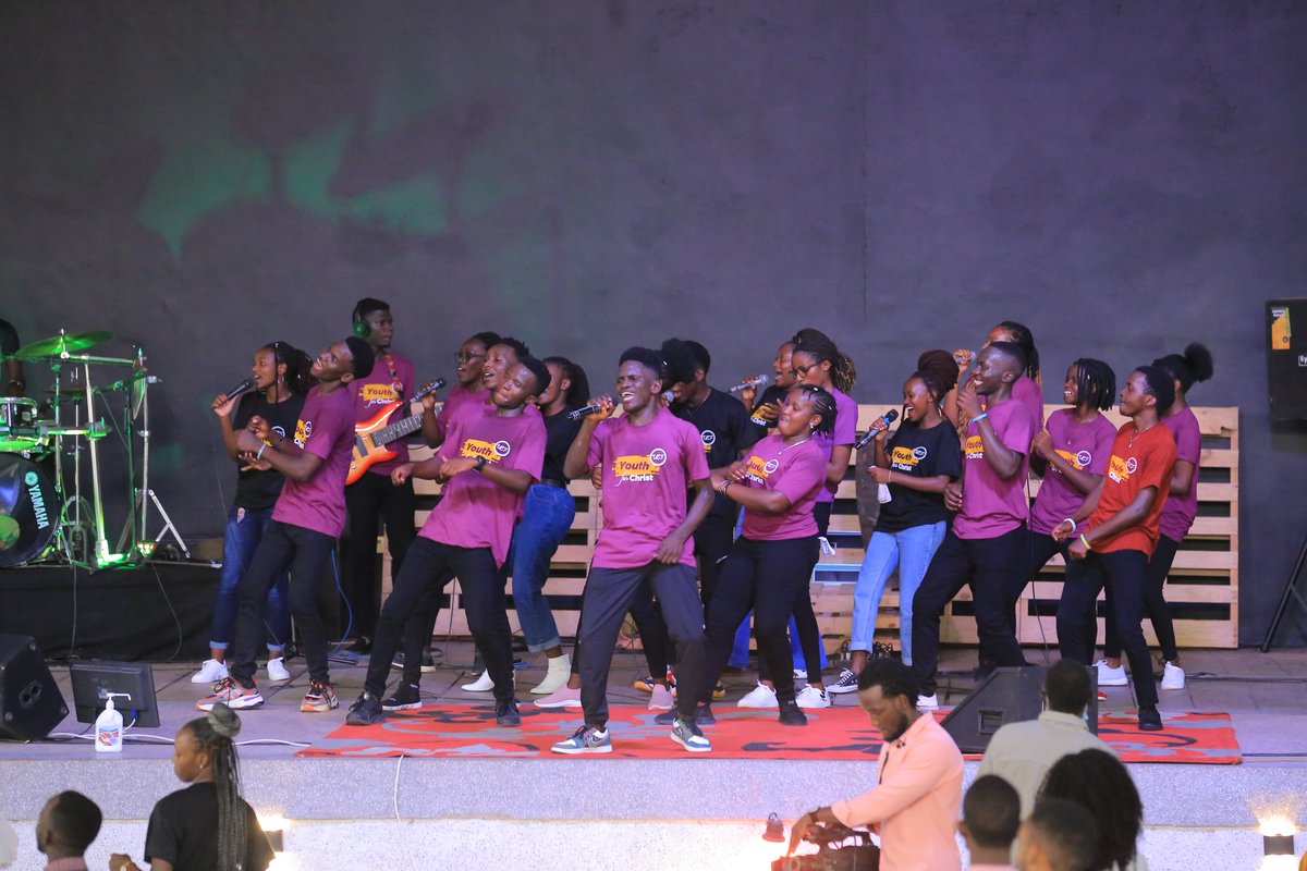 ucf_kampala's tweet photo. #Youth_Sunday_bytes
_Remember this dance moves?!
Mheen...
#Passion_Nite_2022
#15th_April_2022
#Friends_For_LIFE https://t.co/pCDg6Iitrc