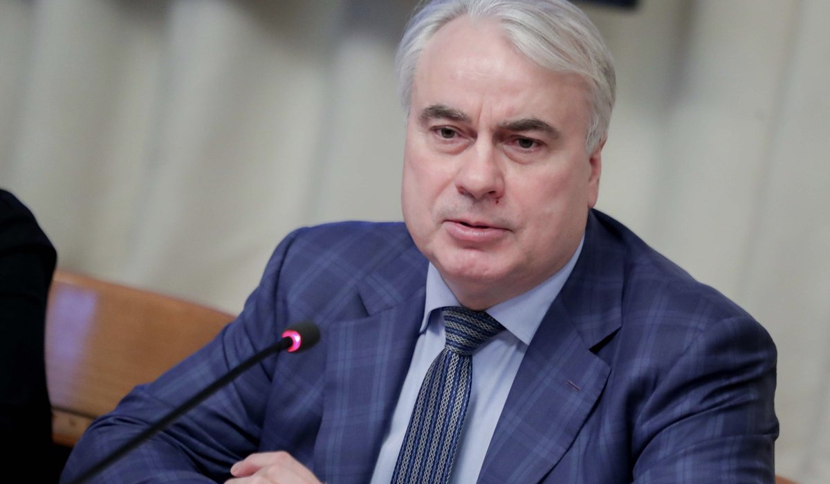 Россия будет продавать газ "недружественным странам" за рубли и золото, при этом для "дружественных стран" за их национальные валюты (юань, лира, динар), а также, за биткоины, заявил глава комитета Госдумы по бюджету Павел Завальный.