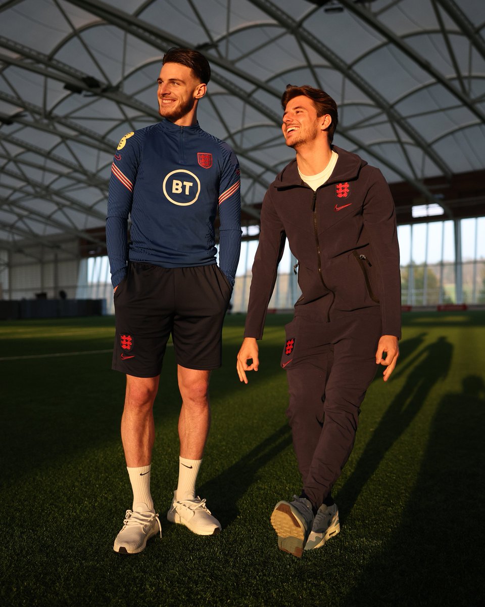 England's tweet photo. This duo. 🤩 https://t.co/gdZ2ZJ7ZSF