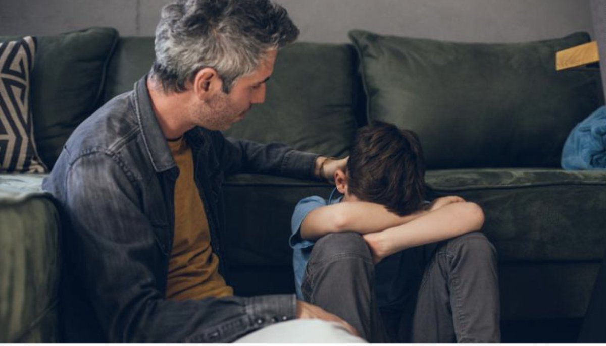Kidevolve's tweet photo. TALKING TO KIDS ABOUT WAR - Children are like sponges, often absorbing more than we realize...
#kidmentalhealth #mindfulparenting #kidsmindfulness  #selfregulation #empathymatters  #kidshealth #consciousparenting #Kidevolve #Ukrainwar 

https://t.co/ezG2ZjtTre https://t.co/Pkcm9ErAs3