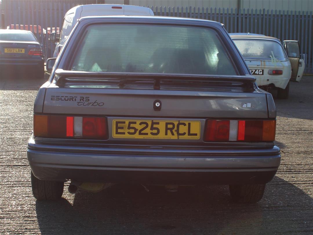 ACAKingsLynn's tweet photo. This Ford Escort RS Turbo is being sold as a restoration project, and is currently not running. It was registered in November 1987. The odometer shows 36,735 miles, although this isn't warranted.
View Details:
https://t.co/ISvcemlFUB
#fastford #performanceford #escortrsturbo https://t.co/LukUVKze0w