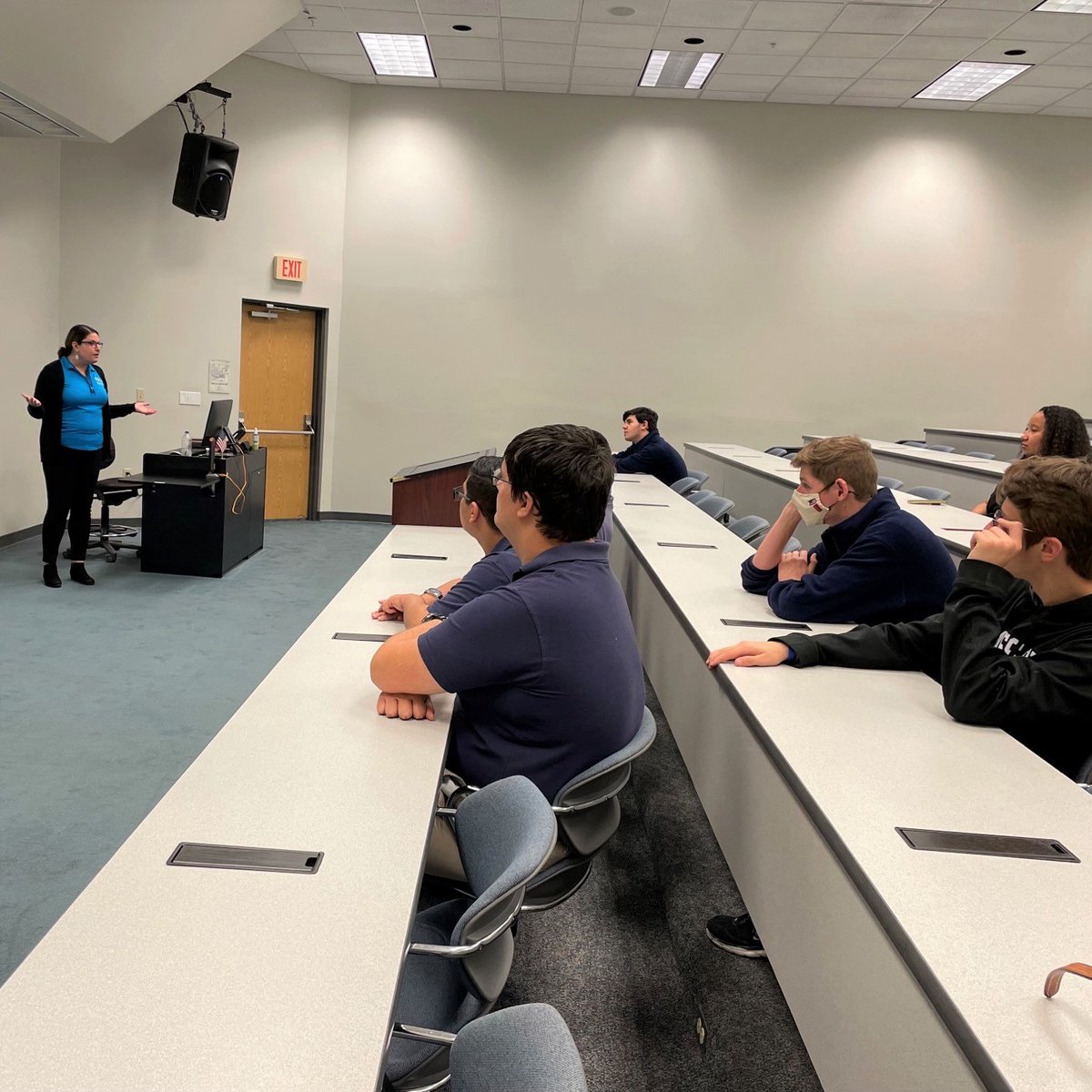 thearcjax's tweet photo. Students in our High School High Tech program, funded by @Abletrust, participated in a campus tour of Florida State College at Jacksonville's downtown campus. They received information on cost, accommodations, and admission requirements. #FloridaHSHT https://t.co/yWAZcGuQkU