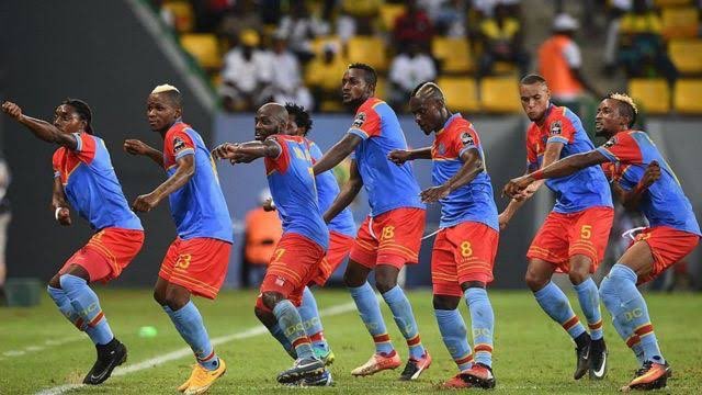 DiamondPhotoDRC's tweet photo. Vous allez vous marier le 2,9 ou le  16 avril ? 😊 Alors pronostiquez sur le match de Léopard-Maroc de ce Vend 25 mars. Si votre pronostic tombe juste, @DiamondPhotoDRC va couvrir votre mariage civil et séance photo incluse.
Les conditions 👇🏻2/t https://t.co/Lg5708SMQy