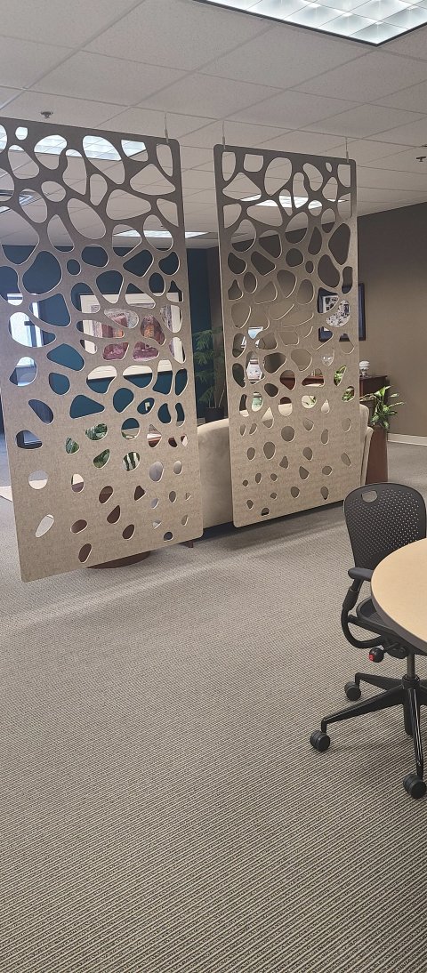 CFS_MplsMN's tweet image. We recently installed an affordable privacy solution for our client! AMQ 3F hanging panels can be installed to add privacy, divide space, soften sound pollution and for simple design enhancement. We have many options and colors, call us today for your #WorkplaceSolutions.