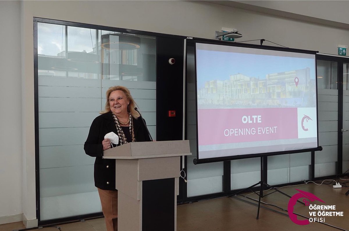 OlteOzyegin's tweet photo. Özyeğin Üniversitesi akademik ve idari personellerimizle etkileşim ve işbirliğimizi arttırmak, karşılıklı deneyim paylaşımında bulunmak amacıyla gerçekleşen OLTE Açılış Etkinliği'ne katılımlarınızdan dolayı teşekkür ederiz.

#ÖzyeğinUniversity #ozyegin #ÖzyeğinOLTE #özüolte https://t.co/NtYt9Vl1lT