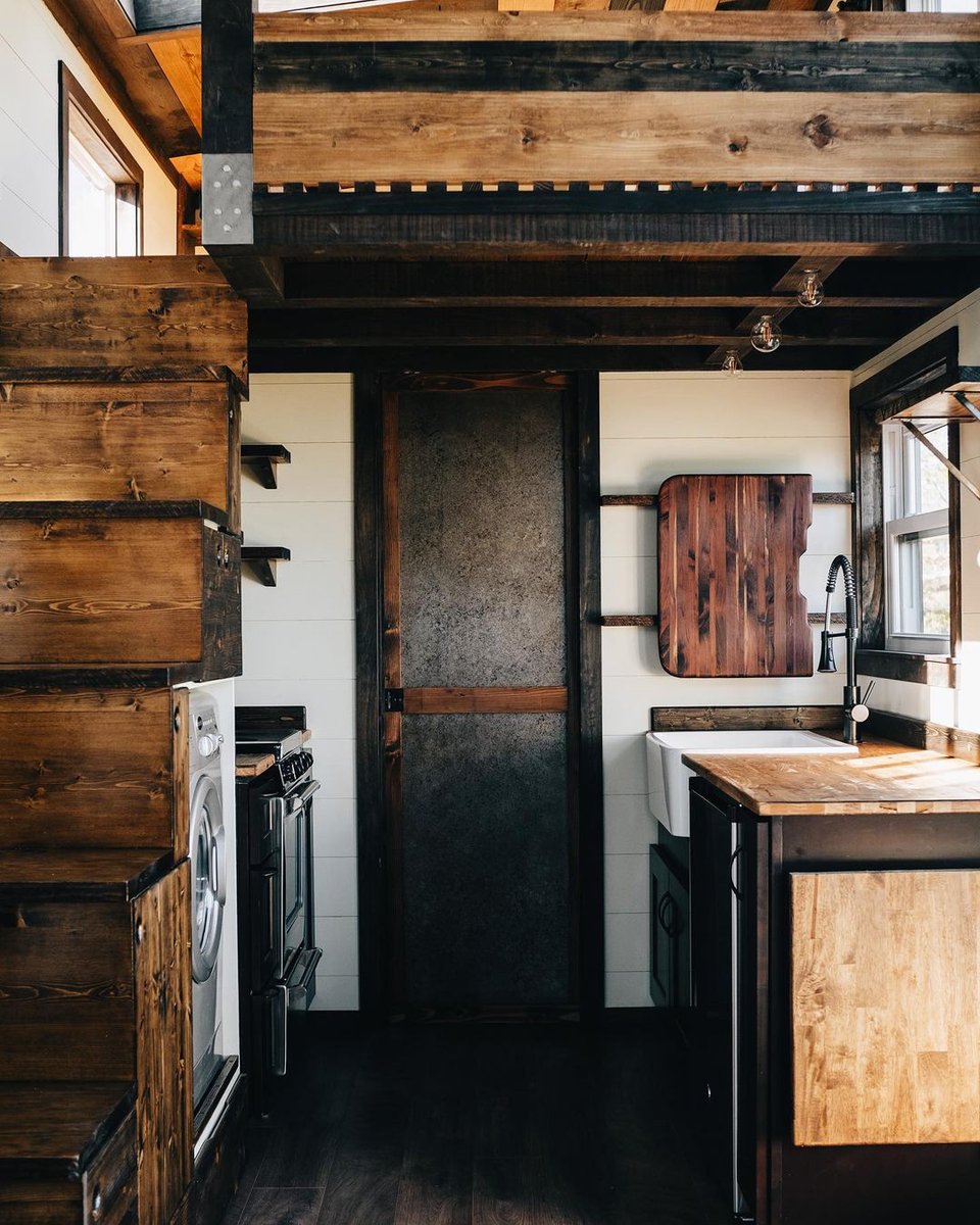 CubicMiniStoves's tweet photo. A truly beautiful build!🔥

@windrivertinyhomes

Oldie but goodie 🏋️ This is one of our Wind River legacy builds from several years back.

.
.
#vanlifeuk #skoolienation #buslife #tinyhome #homeonwheels #homeiswhereyouparkit #vanlife #shedlife #cabinlife #tinyhouselife #tinyhouse https://t.co/WzS7O8Lkx9
