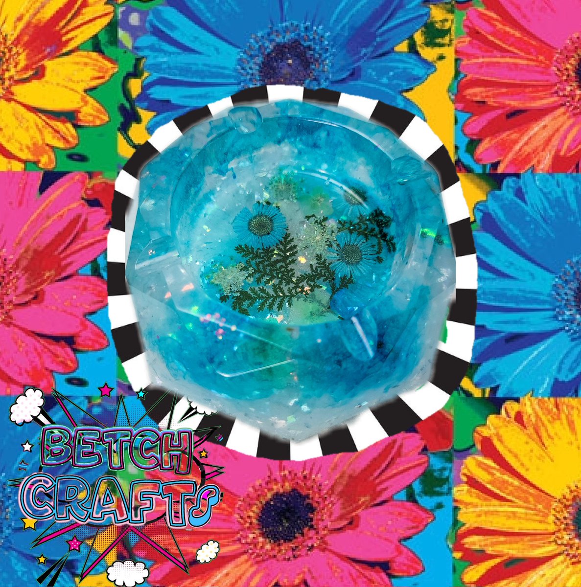 BetchCrafts's tweet photo. Neon Blue Flower Ashtray! https://t.co/tNjmMz6ZzZ 

#flowers #neon #neonblue #blue #etsy #etsyseller #etsyhandmade #etsylove #etsystore #Ashtray #plants #colors #smoke #420 #ciggarettes #cigs #resin #resinart #crafts #resinartist #resincrafts https://t.co/xikGNbUOG2