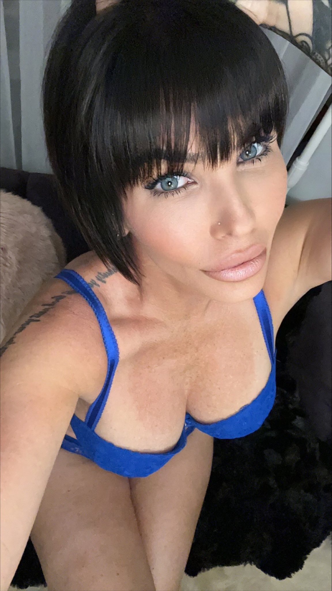 Shay Fox on Twitter: "Working on more CUSTOMS today for my @OnlyFans members- Make sure to check