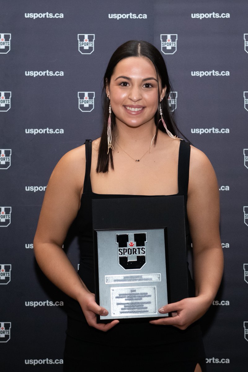 UNBAthletics's tweet photo. WHKY: As she winds down her @USPORTS_Hockey career, @janaheadrick98 is recognized for her efforts to create opportunities for First Nations girls in hockey.

https://t.co/blDPUMM8QE
#goredsgo https://t.co/uZT86nMDSp