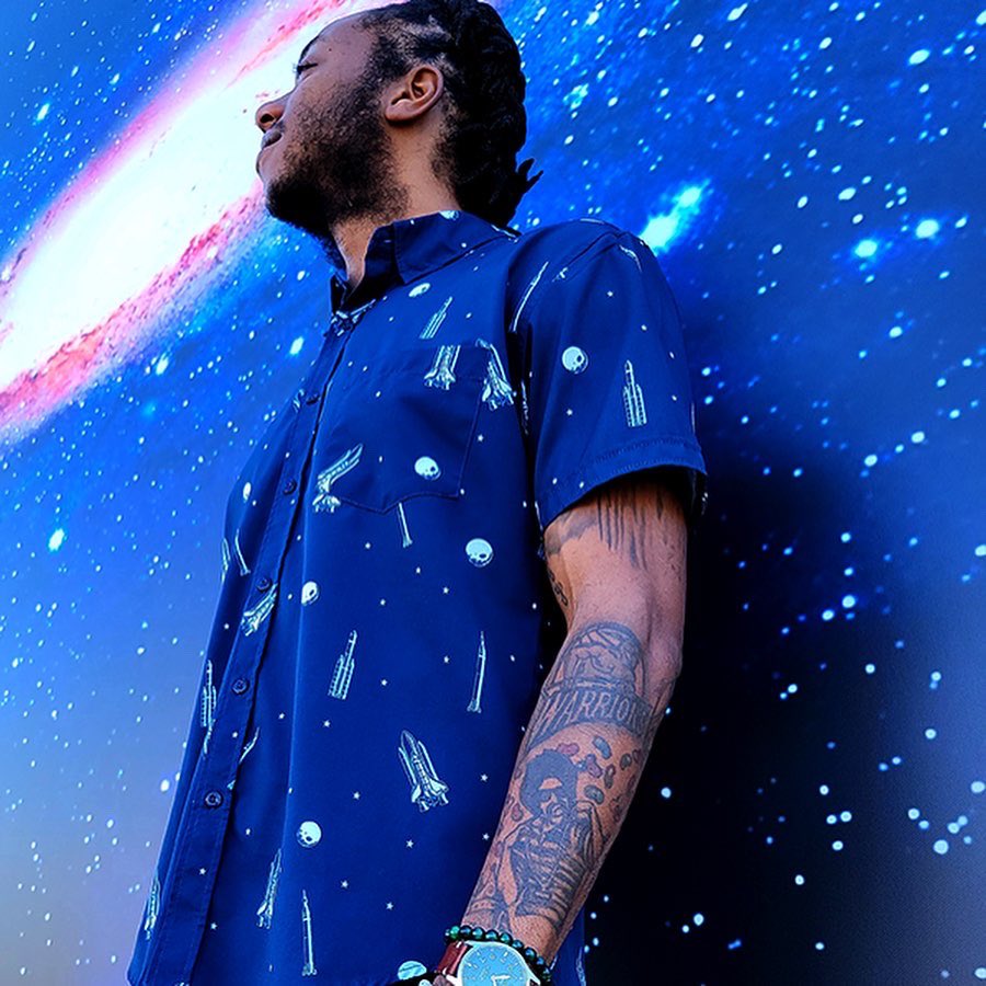 7StrongBrand's tweet photo. 3...2...1...0...Ignition.... and 'Liftoff'! 🚀

As you take that one small step (to style) in your adult button down, your little co-pilot can join and with a bold (albeit smaller) step in their (inter)stellar youth version!  

Liftoff lands 12 CST (1PM EST) at 7-Strong. com! 💪🏽 https://t.co/sUtEtGqbfF