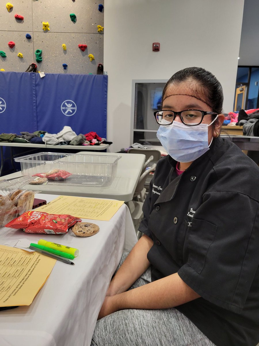 Shout out to Karen! She was training me at internships while I filled in at Fleet. The best mentor I have had! <a href="/PepProgram/">The PEP Program</a> <a href="/APSCareerCenter/">Arlington Career Center</a> #WeareACC