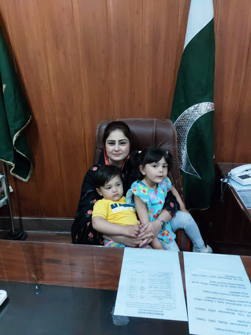 AcPabbi's tweet photo. As AC Pabbi Sarah Tawab Umar was transfered to ADC(Relief and HR) Mardan. Some Last clicks in with staff members in office. Madam we never forget your efforts and services for the people of Tehsil Pabbi and best wishes for your new posting and future. https://t.co/xLv8Bd2Xh2