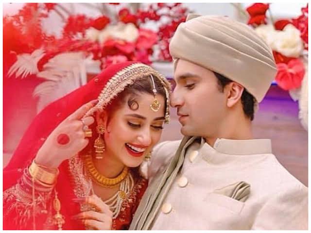 DMugz_1's tweet photo. My heart is sinking n I literally have tears in my eyes..
Whyy?? NOOO.. 😭😭😭😭😭😭😭😭😭
#SaHad
#SajalAli
#AhadRazaMir https://t.co/0OejeNkQwN