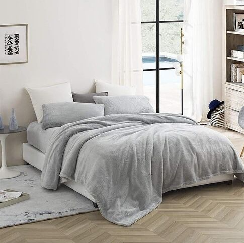 TheCozyCo's tweet photo. Catch a look at this Bed Set! It is under "Furniture" Tab on the Website.😄
https://t.co/kRQRAfecaD
#YayCozyCo #SCHS #GoRedHawks #HappyThursday https://t.co/9x69TBQ7WK
