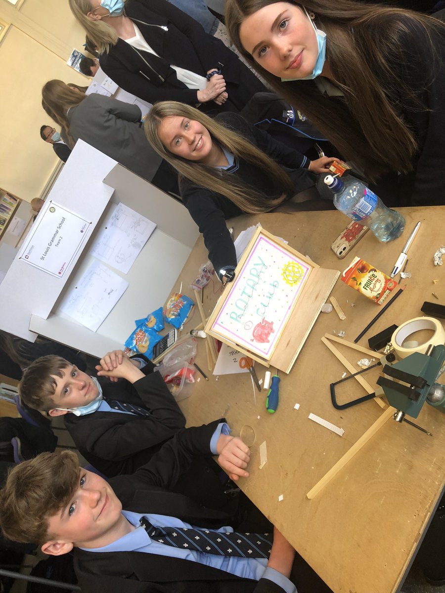 SLGTechnology's tweet photo. @SLGBallymena Technology Challenge completed #STEM #STEMeducation https://t.co/hlG3eKTv1J