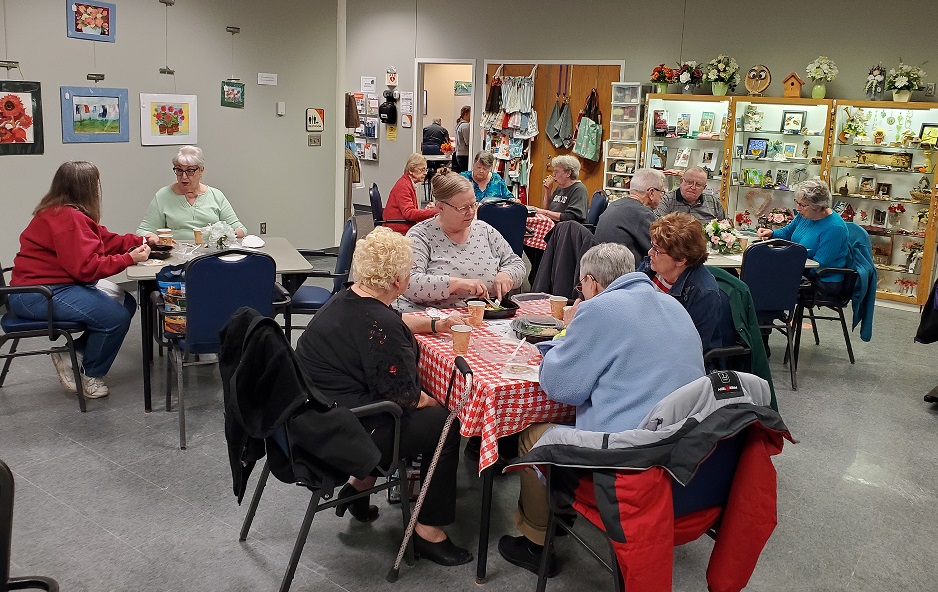 WBLCommunityEd's tweet photo. TGIFoods was a success last Friday at the Senior Center!  Thank you to everyone who attended and to Rudy's Red Eye for a wonderful meal! #WBLAEF https://t.co/Oceq18g7by