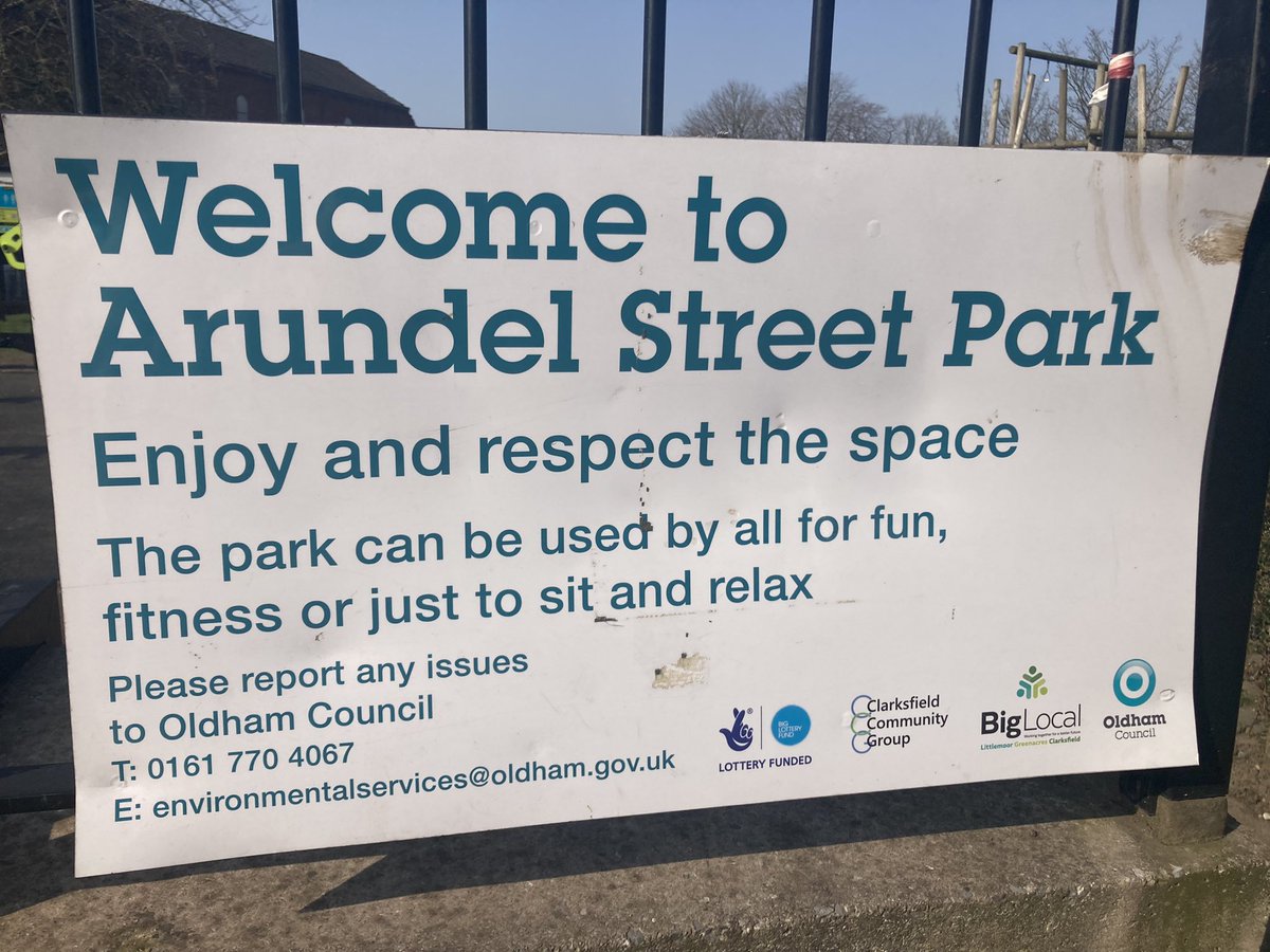 BigLocal_Oldham's tweet photo. Check out the new outdoor exercise equipment that has been put into arundel Street 
Park in clarksfield. 

 Who would be interested in some free sessions to show you how to use the equipment and PT sessions on the park using the equipment?   @OAClarksfield @ClarksfieldCG https://t.co/3i8hvaTEQX