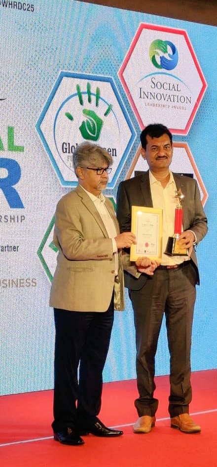 OfficialNBCC's tweet photo. Sh. PK Gupta, CMD, #NBCC has been conferred with 'CEO of The Year' #award 🏆 during a glittering ceremony organized by ‘Global CSR Awards in Excellence &amp; Leadership' at @TajLandsEnd , Mumbai on March 24, 2022.

#awardwinning 

@PMOIndia @MoHUA_India @HardeepSPuri @Secretary_MoHUA https://t.co/ntozR0qeAz