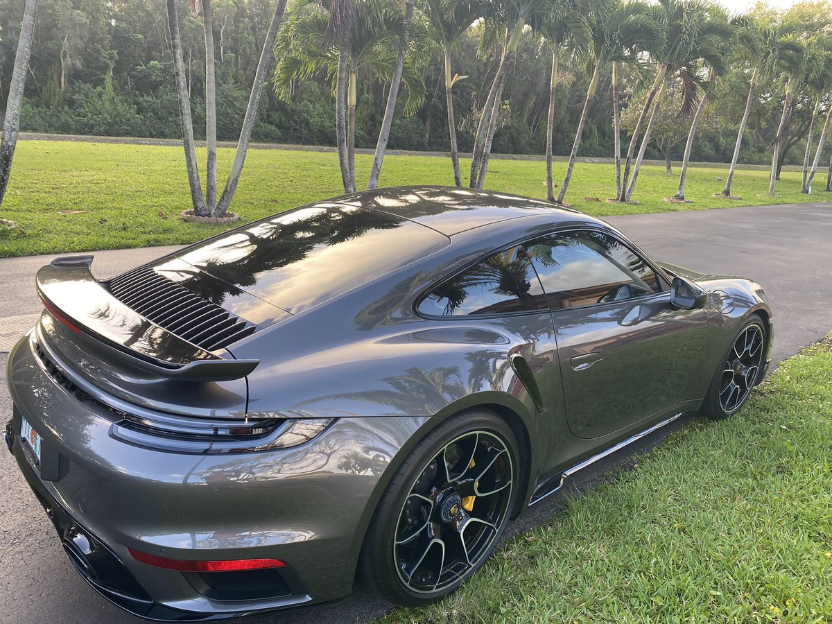 captain6171's tweet photo. Gm gm! No wrist check… but a car check. The last time I bought a car was back in 2009. It was a Honda Pilot (still have it). I’ve loved the 911 since my “cool uncle” called it the most beautiful car in the world. So picking one up after decades of hard work was a dream https://t.co/3msloRDGPU