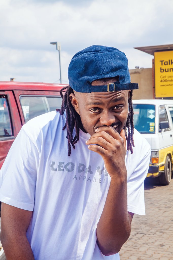 Hazard_RSA's tweet photo. Proof Of Whatchumacal Kana?? 

📸: @skhihli_visuals 
👕: @ldvapparel

#HazardRSA #MojaDiMicrophone #SeriousFreestyle #Rapper https://t.co/3oJIt2NyYc