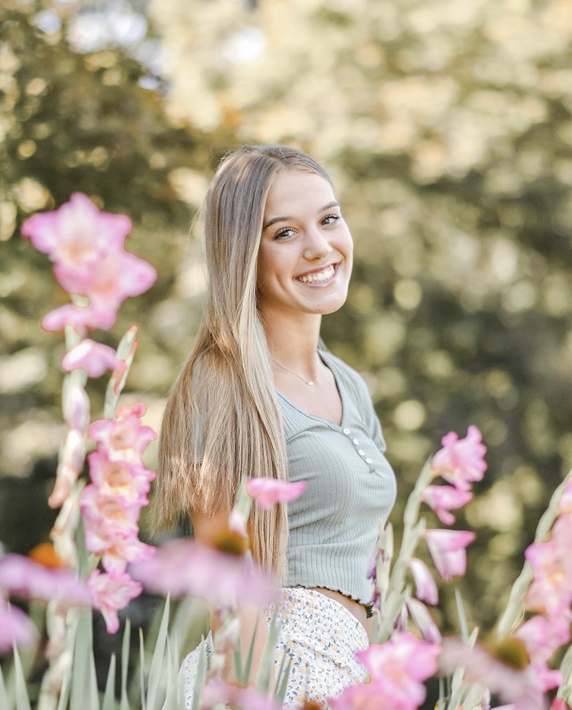 𝕘𝕣𝕒𝕔𝕚𝕖 𝕤𝕔𝕙𝕚𝕝𝕝 ♡ ✟ tweet media