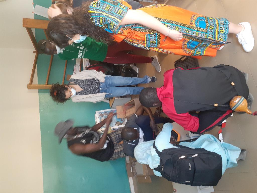 linosall55's tweet photo. Visite au Poste de sante de Rane Ciss de BEER
Diagnostic du système PV (solaire) pour appoter des solutions... 
@UCAD_Senegal #UASZ @foret_int 
#GaTo2022 https://t.co/3TTvRIy7F9