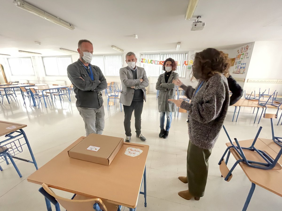 MAndreuEstaun's tweet photo. El Programa Andalucía Profundiza llega a 50 centros educativos gaditanos con 79 proyectos.

✅El CEIP La Florida #ElPuertodeSantaMaria desarrollará el Programa en 3º Ciclo https://t.co/3pdd9osA2O
