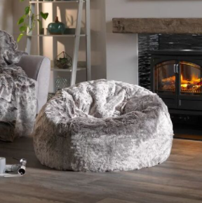 TheCozyCo's tweet photo. Look at our bean bag! It is so soft!😍 It is under the title "FUR BEANBAG" linked below. Happy Shopping! 
#VEinternational #SCHS #Goredhawks #CozyCo #TheCozyCo

https://t.co/6OBGktejN8 https://t.co/NLmNQRZzOb
