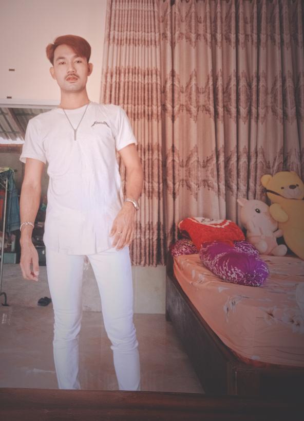 ខ្ញុំឈប់ជ្រើសនរណាហើយ ហត់ណាស់?
នរណាក៏បានដែរ សាកស្រឡាញ់ខ្ញុំលមើល 0885922192 តេឡេក្រាមតែហាមខលណា