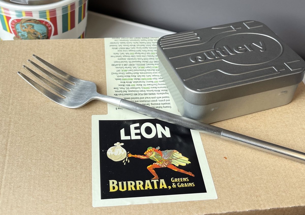 My favourite part of the train journey… 🍽🥗 and I get to use my fancy #TravelCutlery