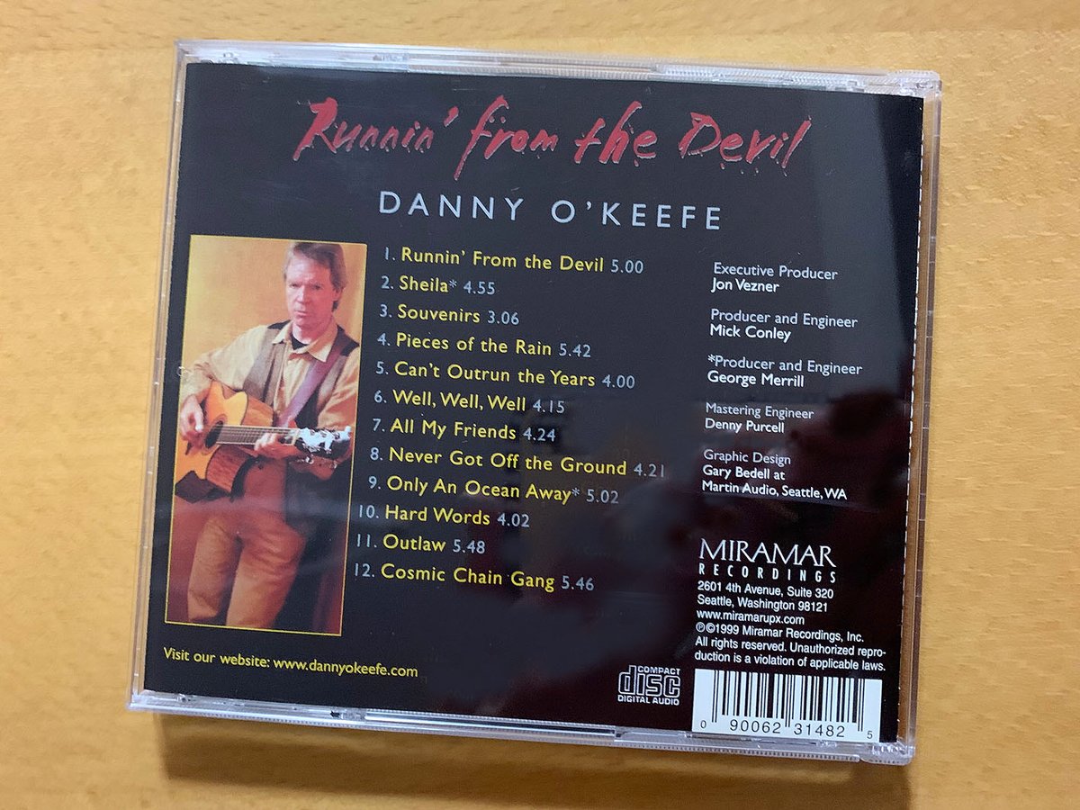 HosonoShotgun's tweet photo. MyCollection320
#DannyOKeefe
#RunninFromTheDevil
神戸阪急 中古&廃盤フェスで入手の2枚目
O'KeefeのCDは過去のレコードを
CD化になる程度だと思っていた
塔レコードではそんなものしか見なかったが...
不気味なジャケット何とかならんの
音はO'Keefeらしいが
"鯨を救おう"のアルバム以来で感激 https://t.co/Je4Bq8F5Ne