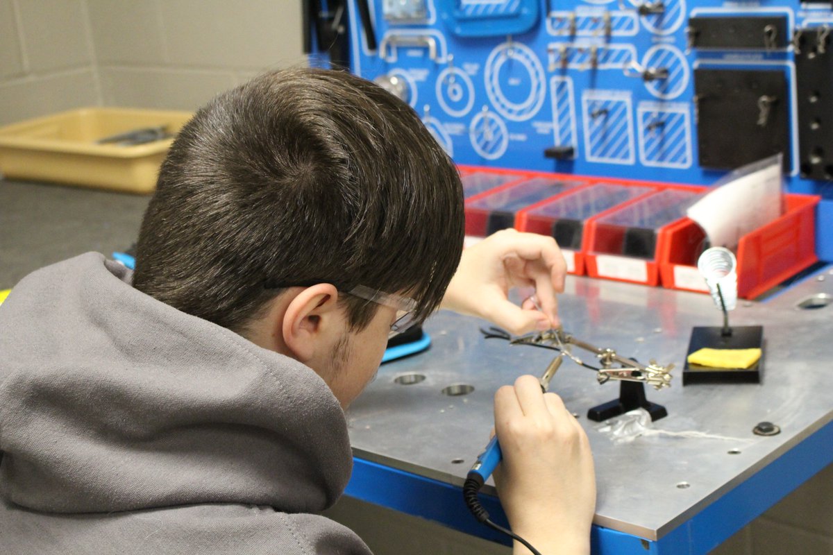 NCCRocks's tweet photo. KC Tech Academy students learned to perform various wire repair splices and basic soldering techniques during class this week! #NCCRocks @AttendKCTech https://t.co/KrEHUTgHqj