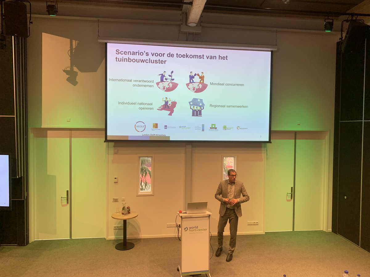 #startcollege prof. ⁦<a href="/PetervanBodegom/">Peter van Bodegom</a>⁩ leeropdracht #Circulaire #Internationale #Tuinbouwsystemen ⁦<a href="/LDE_CfS/">LDE Centre for Sustainability</a>⁩ #LearningCommunity ⁦<a href="/GreenportWest/">GreenportWestHolland</a>⁩ ⁦<a href="/GemWestland/">Gemeente Westland</a>⁩ ⁦<a href="/WorldHortiCentr/">World Horti Center</a>⁩