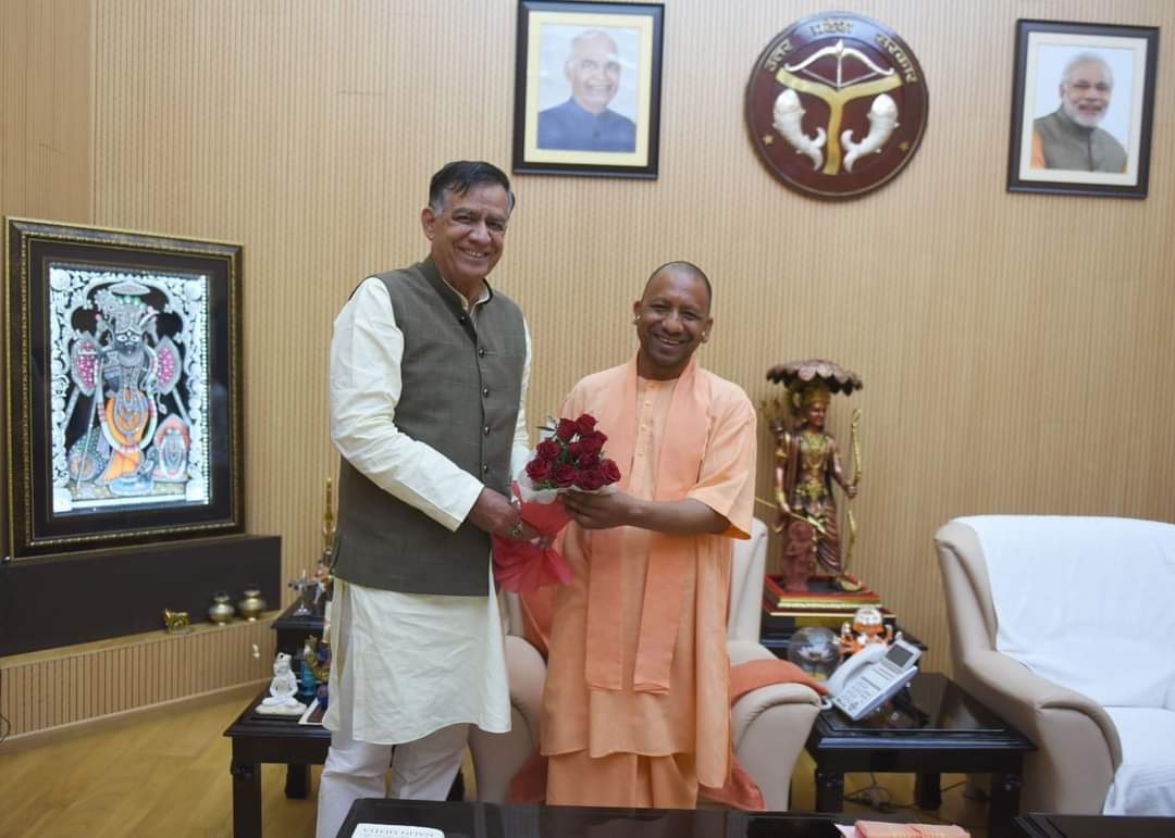 Satishmahanaup's tweet photo. परम आदरणीय श्री योगी आदित्यनाथ जी महाराज  को विधायक दल का नेता चुने जाने पर बहुत-बहुत बधाई एवं शुभकामनाएं।
@myogiadityanath https://t.co/Z1nnrkU4I8