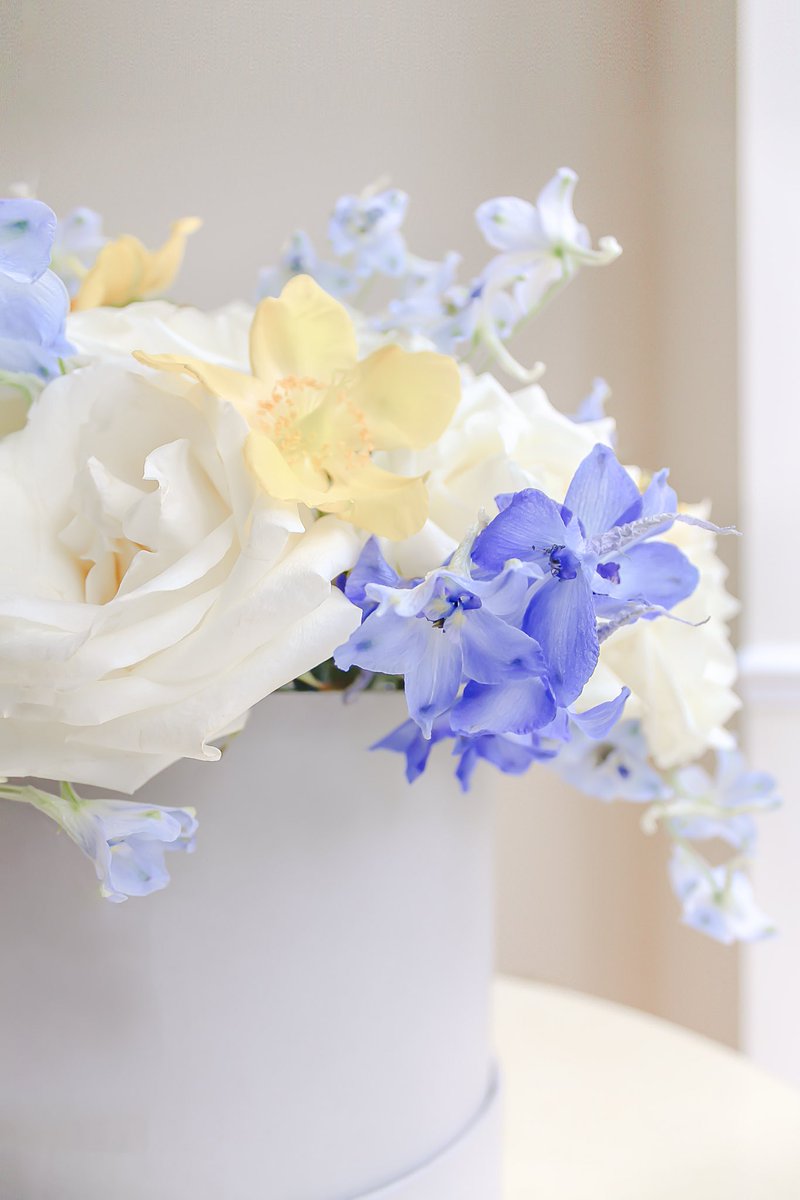 leaf_magnolia's tweet photo. Message or email : Magnoliaandleaf@gmail.com for any last minuite Mother’s Day flowers #mothersday #mothersdsyflowers #StandWithUkraine #mlfloral #hertfordshireflorist #roses #delphiniums #floralgift #floralhatbox https://t.co/uVriXxqaai