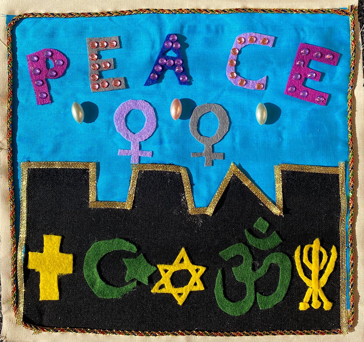 We’ve finished our hand made panel for The Peace Museum’s new banner inspired by women peacemakers.Our panel, made by members of our women’s interfaith ‘Art of Friendship’ group, represents the role women of faith have in making peace. #interfaith #peace #women <a href="/PeaceMuseumUK/">The Peace Museum</a>