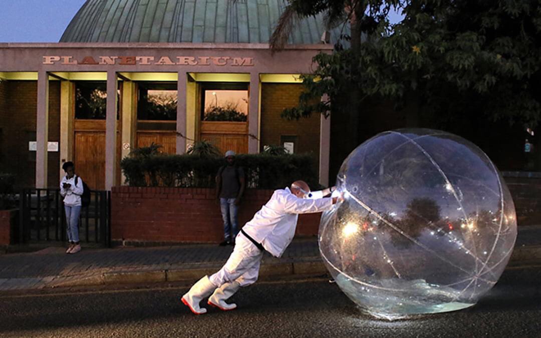 ARA podcast - Marcus Neustetter: exploring the spaces between art, science, and public engagement

Listening at iono.fm/e/1167605 or wherever you catch your  podcasts.
Neustetter works at the intersection of art, science, technology &amp; public engagement. #Podcast