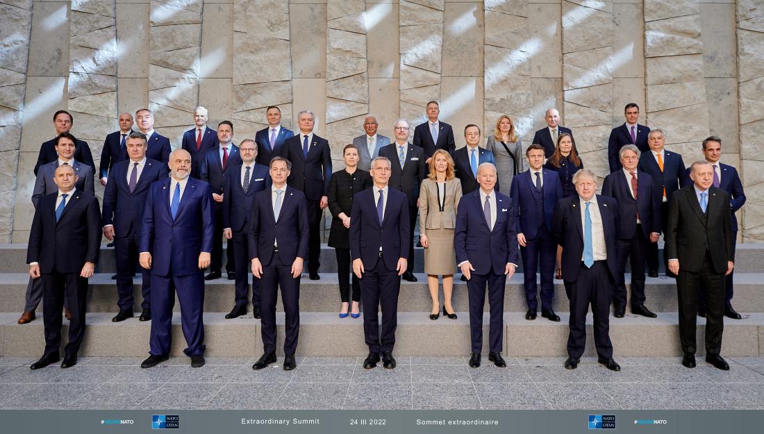 Takeaway from #NATOSummit:
🔹Our unity &amp; support to 🇺🇦 is firm.
🔹2% of GDP on defence must be the floor not the ceiling. Today 🇪🇪 decided to increase our spending to 2,5%.
🔹To defend <a href="/NATO/">NATO</a> territory, we need forward defence - including more NATO troops &amp; air defence in Estonia.