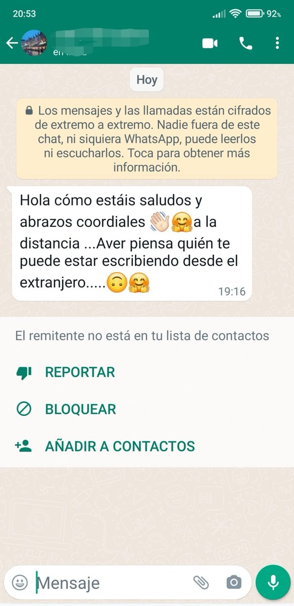 Chiviusa_'s tweet image. Hace tiempo vi un hilo gracioso sobre una estafa, todo empezaba así. Hoy le ha llegado el mensaje a mi madre, ella le ha clavado el visto.