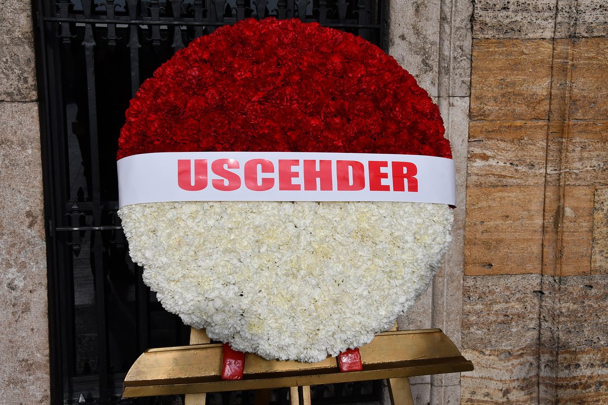 Uluslararası Sterilizasyon Cerrahi Enfeksiyon Hemşireleri Derneği Kurucuları ve üyeleri 11 Aralık 2021 tarihinde İlk Genel Kurul Toplantısı öncesinde Türkiye Cumhuriyeti Devletinin Kurucusu Gazi Mustafa Kemal Atatürk’ ü Anıtkabirde ziyaret etti.