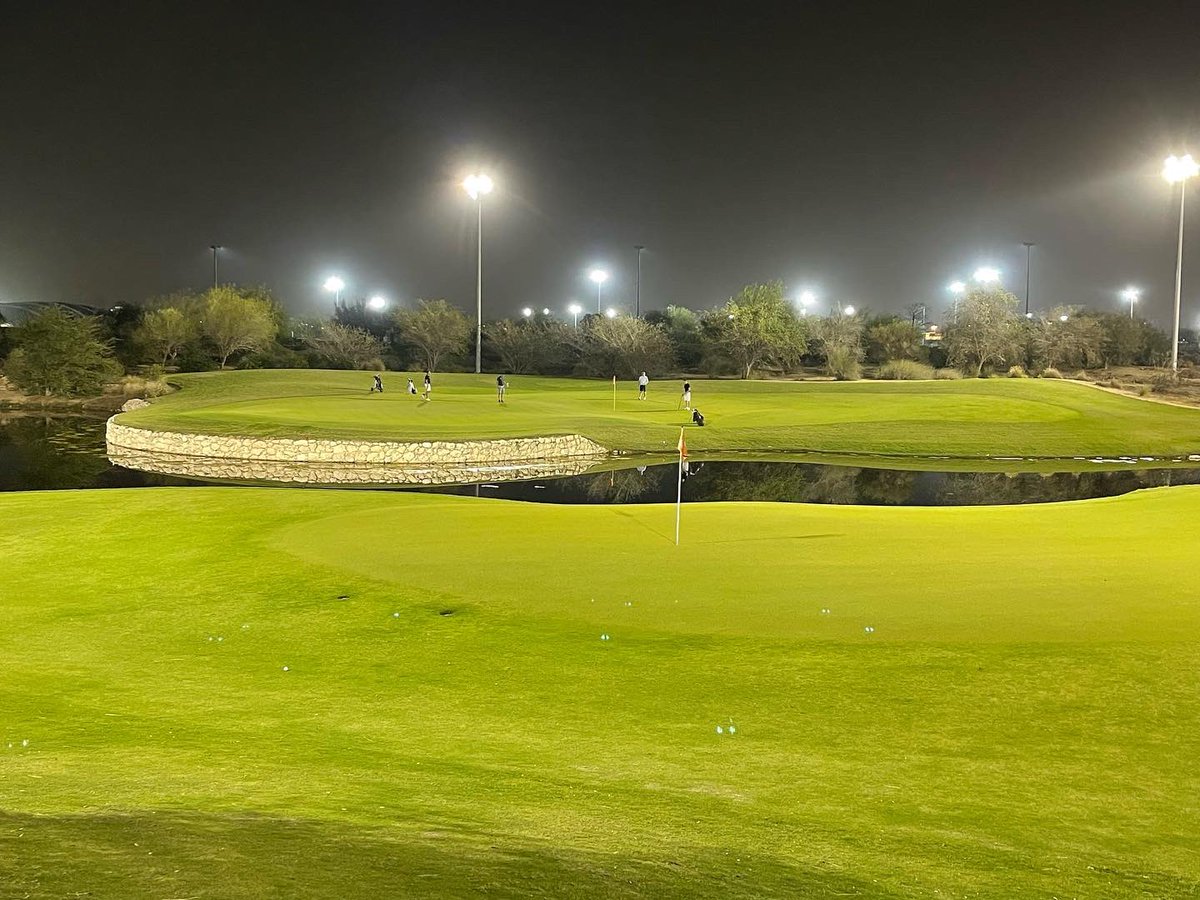 Seventy2golf's tweet photo. How good is night golf.. absolute top draw evening at Education City Golf Club

#golfinqatar https://t.co/auD26viCtA